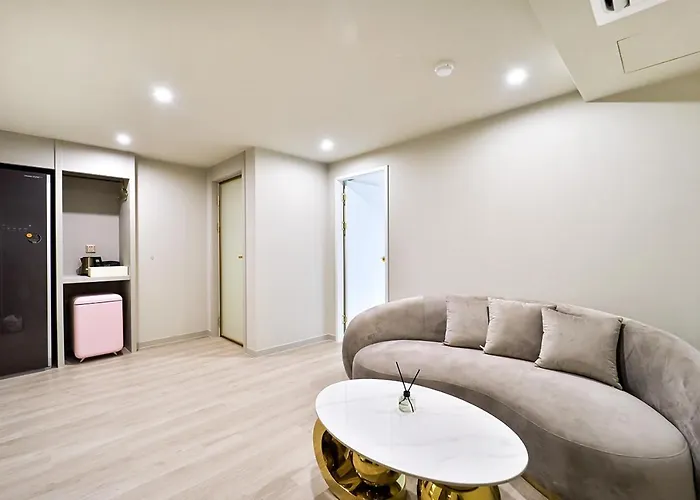 Denbasta Daeyeon 2* 釜山広域市